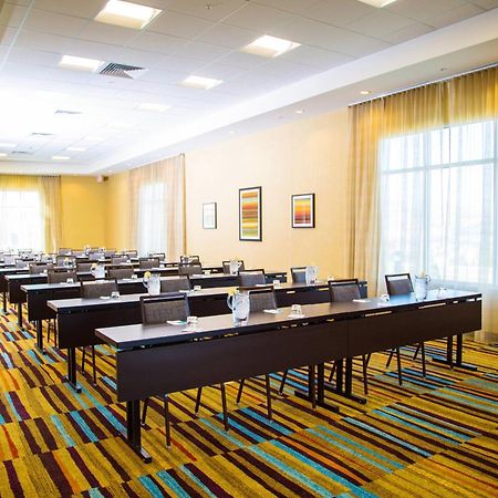 Fairfield Inn & Suites By Marriott פוקטלו מראה חיצוני תמונה