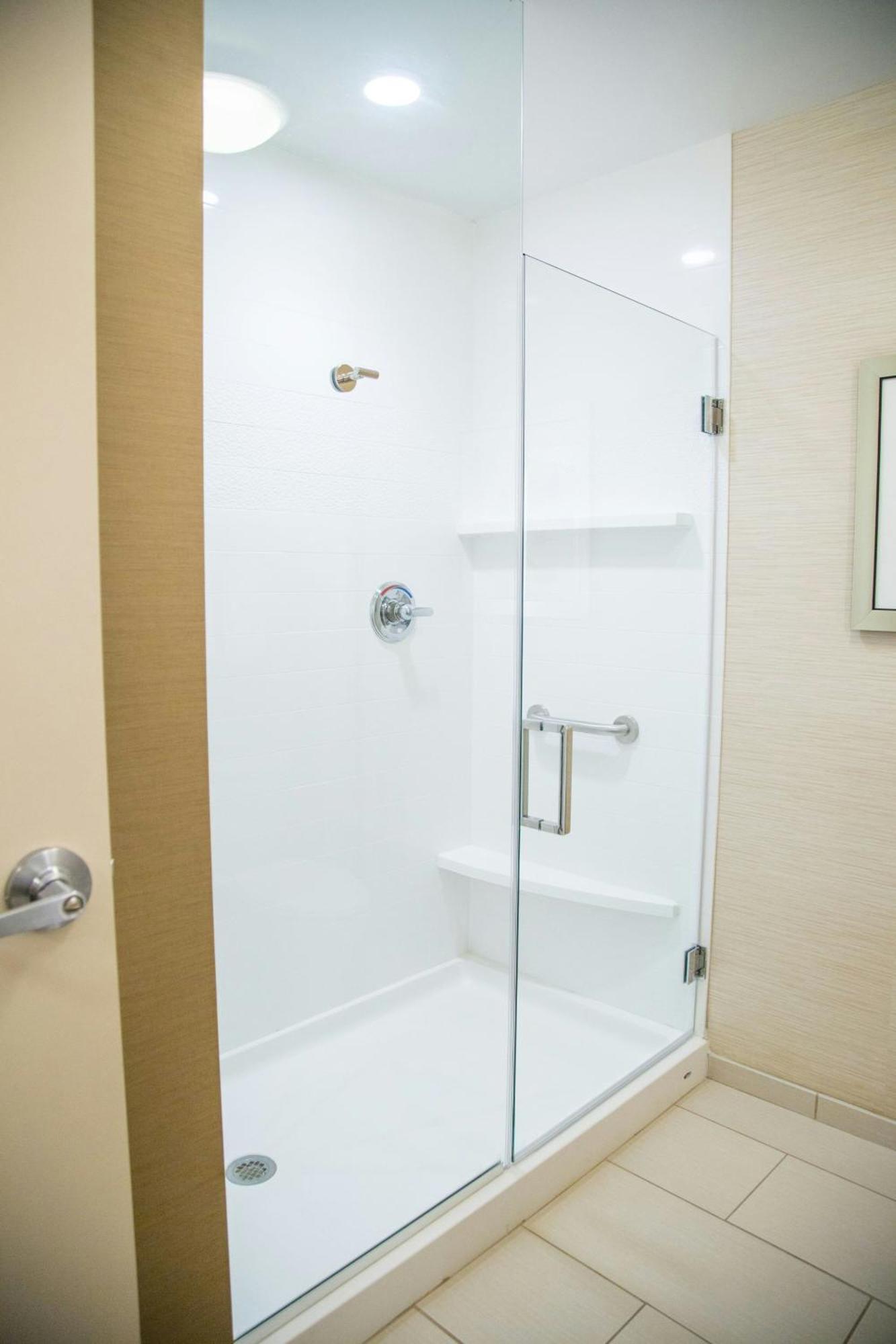 Fairfield Inn & Suites By Marriott פוקטלו מראה חיצוני תמונה